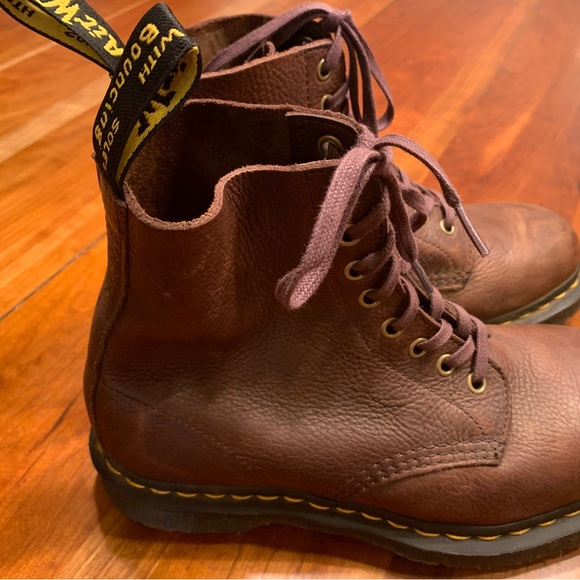 Dr Martens brown boots men’s size 7 - Picture 2 of 6